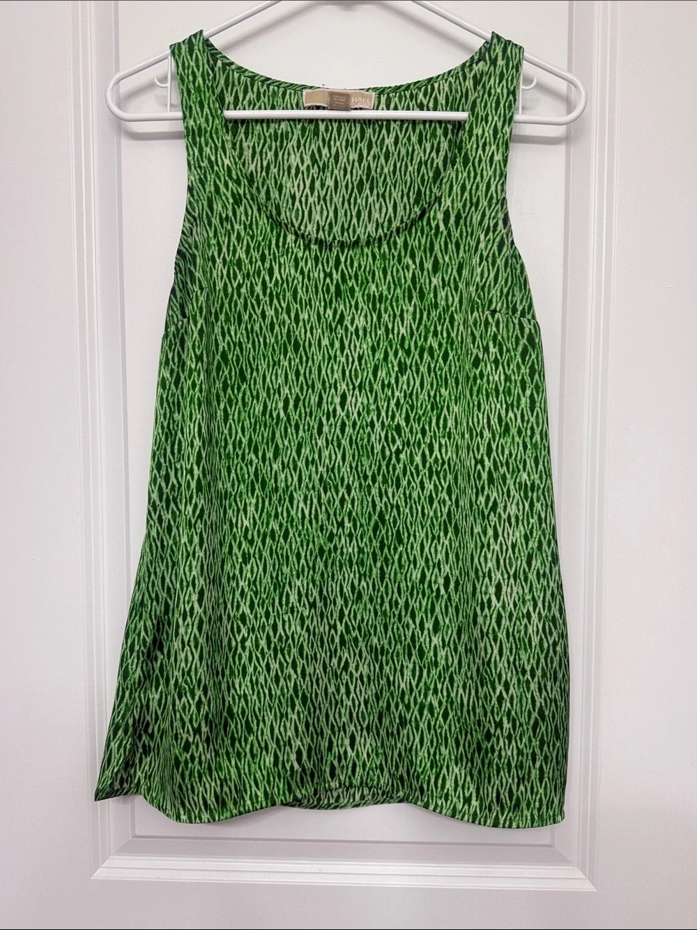 Medium Michael Kors Green Patterned Scoop Neck Tank